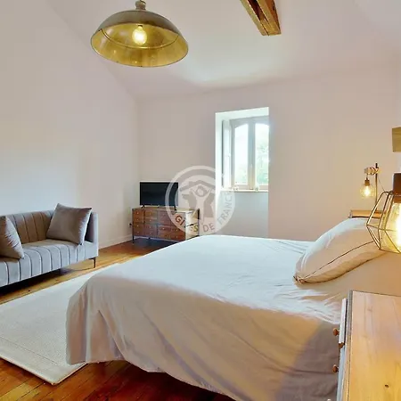 Hotel apartamentowy Corina